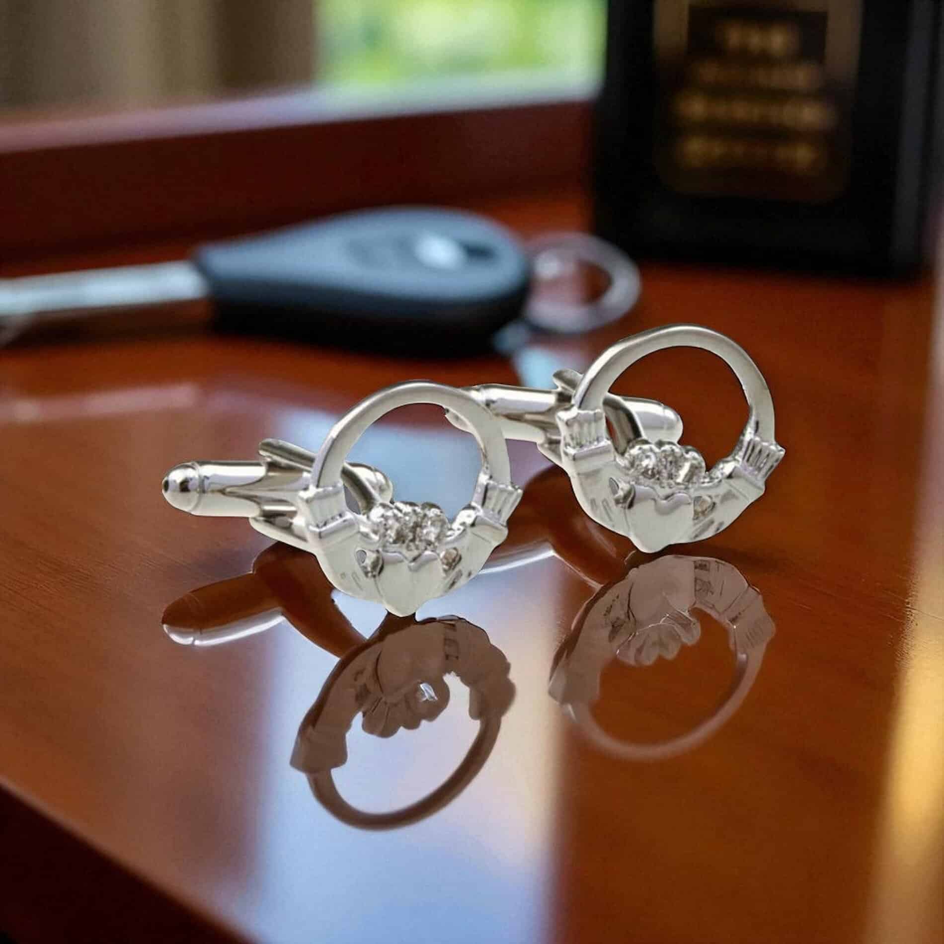 Claddagh Cufflinks – Rhodium Plated Irish Design