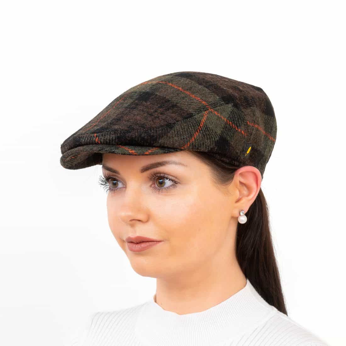 Irish Tweed Stretch-Fit Flat Cap - Turf Check - Aran Model